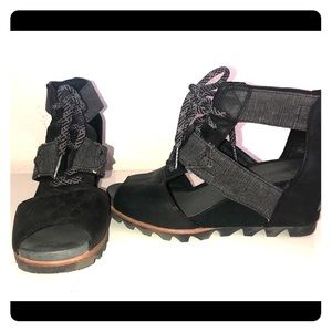 Sorel wedge sandals